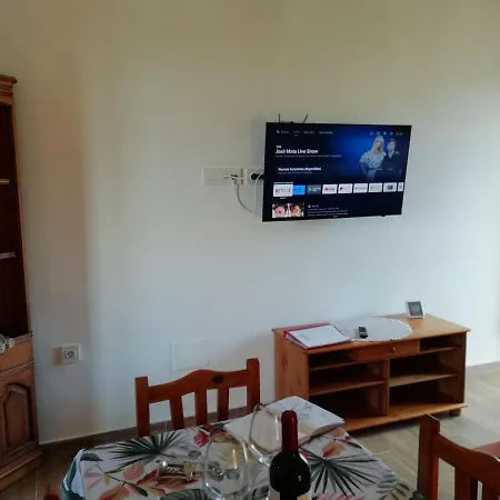 Tapias, Casa Mane Nyaraló *