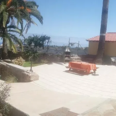 Nyaraló Tapias, Casa Mane