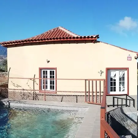 Tapias, Casa Mane בית נופש