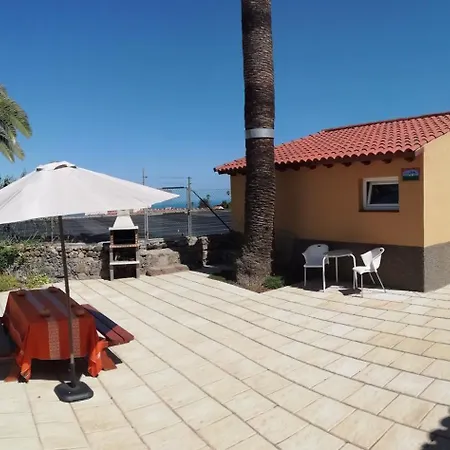 Tapias, Casa Mane Nyaraló *